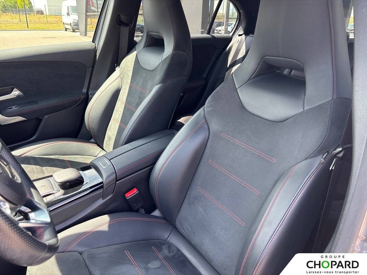 Photo du v&eacute;hicule 11 / 18