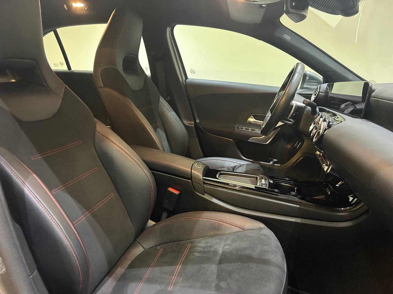 Photo du véhicule 13 / 18