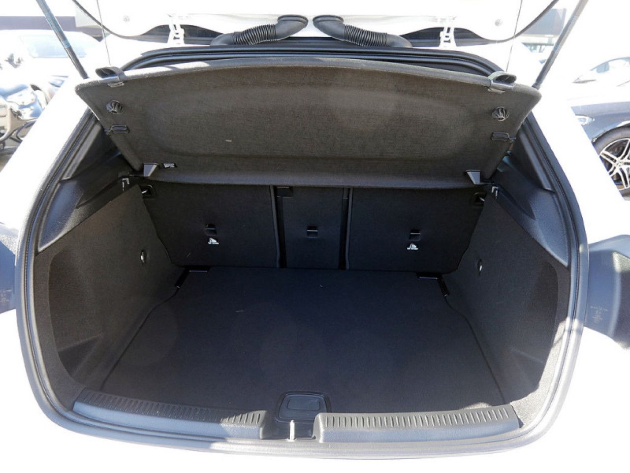 Mercedes-Benz A-Klasse – Bild 10