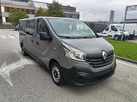 Vehicle image 4 / 12