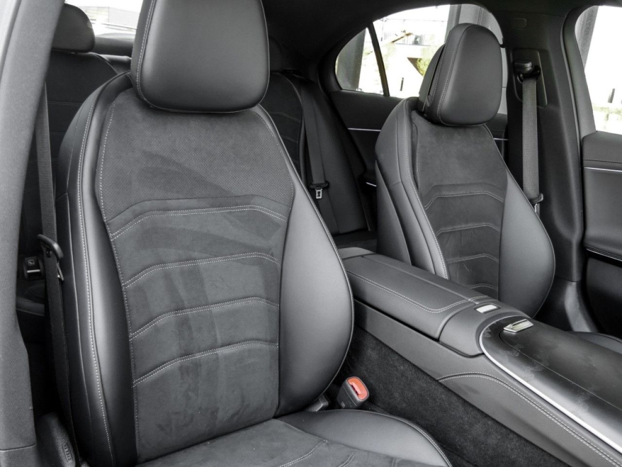 Mercedes-Benz E-Klasse – Bild 6