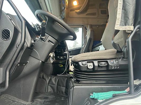 Vehicle image 20 / 24