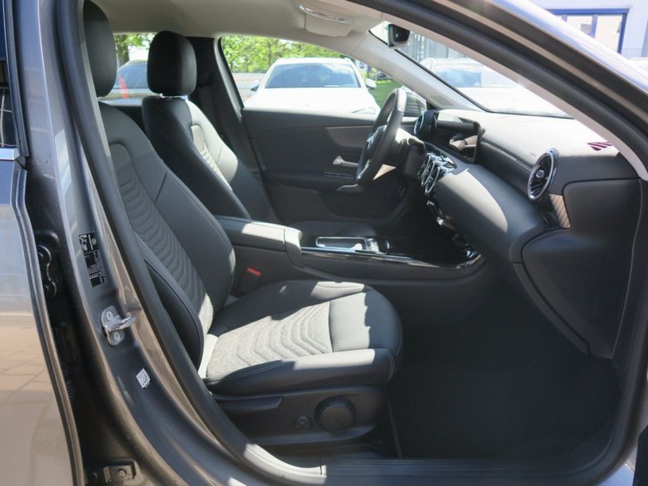 Mercedes-Benz A-Klasse – Bild 8
