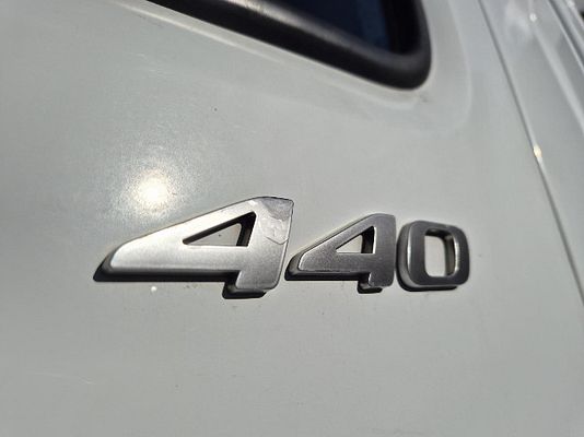 Vehicle image 5 / 7