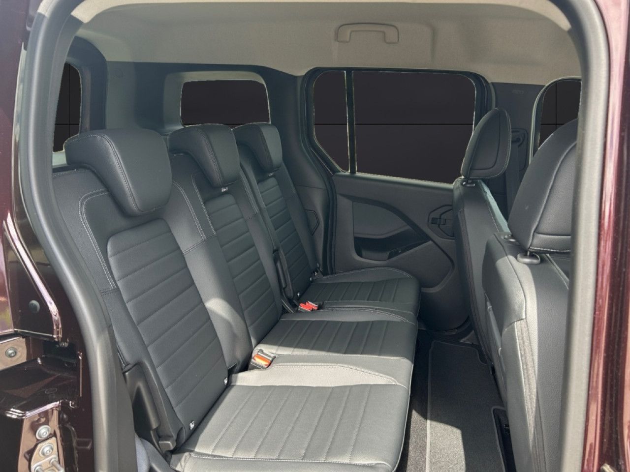 Mercedes-Benz EQT – Bild 12
