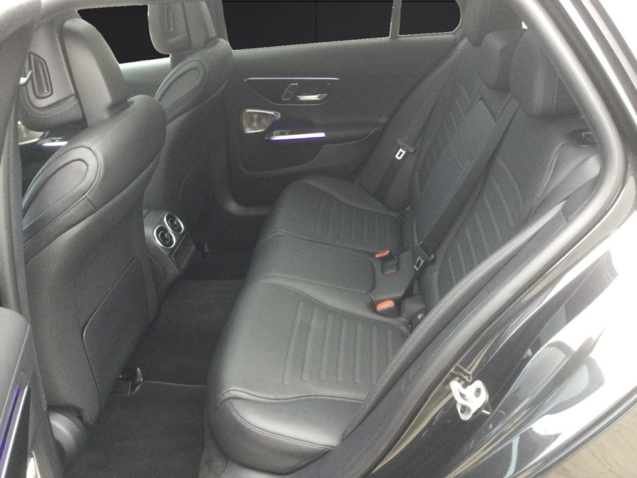 Mercedes-Benz C-Klasse – Bild 14