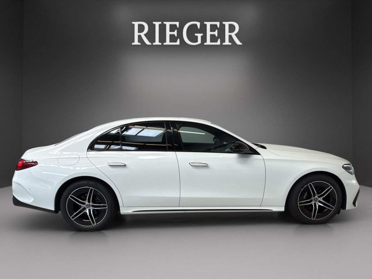 Mercedes-Benz E-Klasse – Bild 14