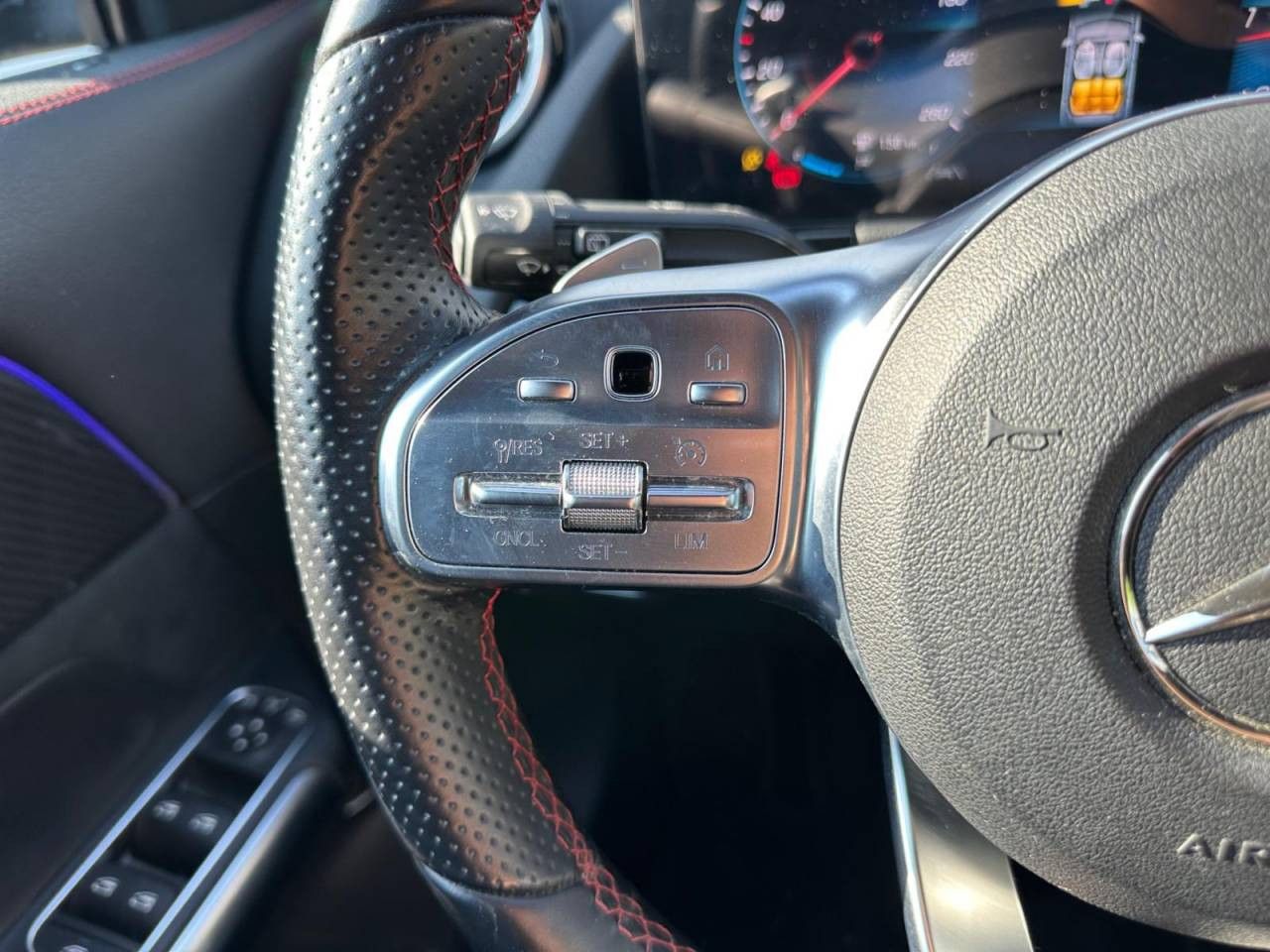 Photo du v&eacute;hicule 15 / 18