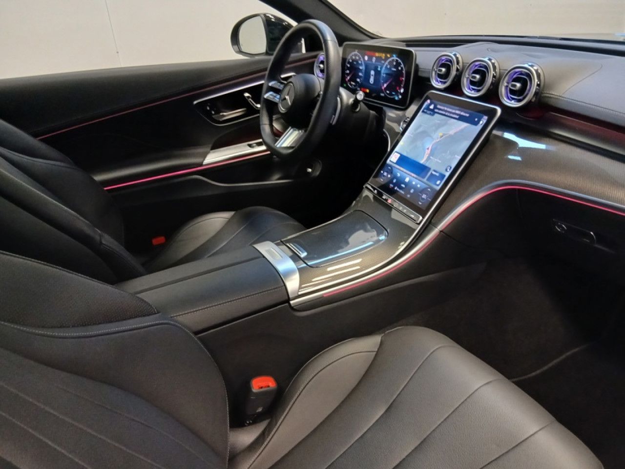 Photo du v&eacute;hicule 15 / 18