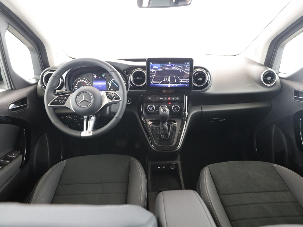 Mercedes-Benz EQT – Bild 15