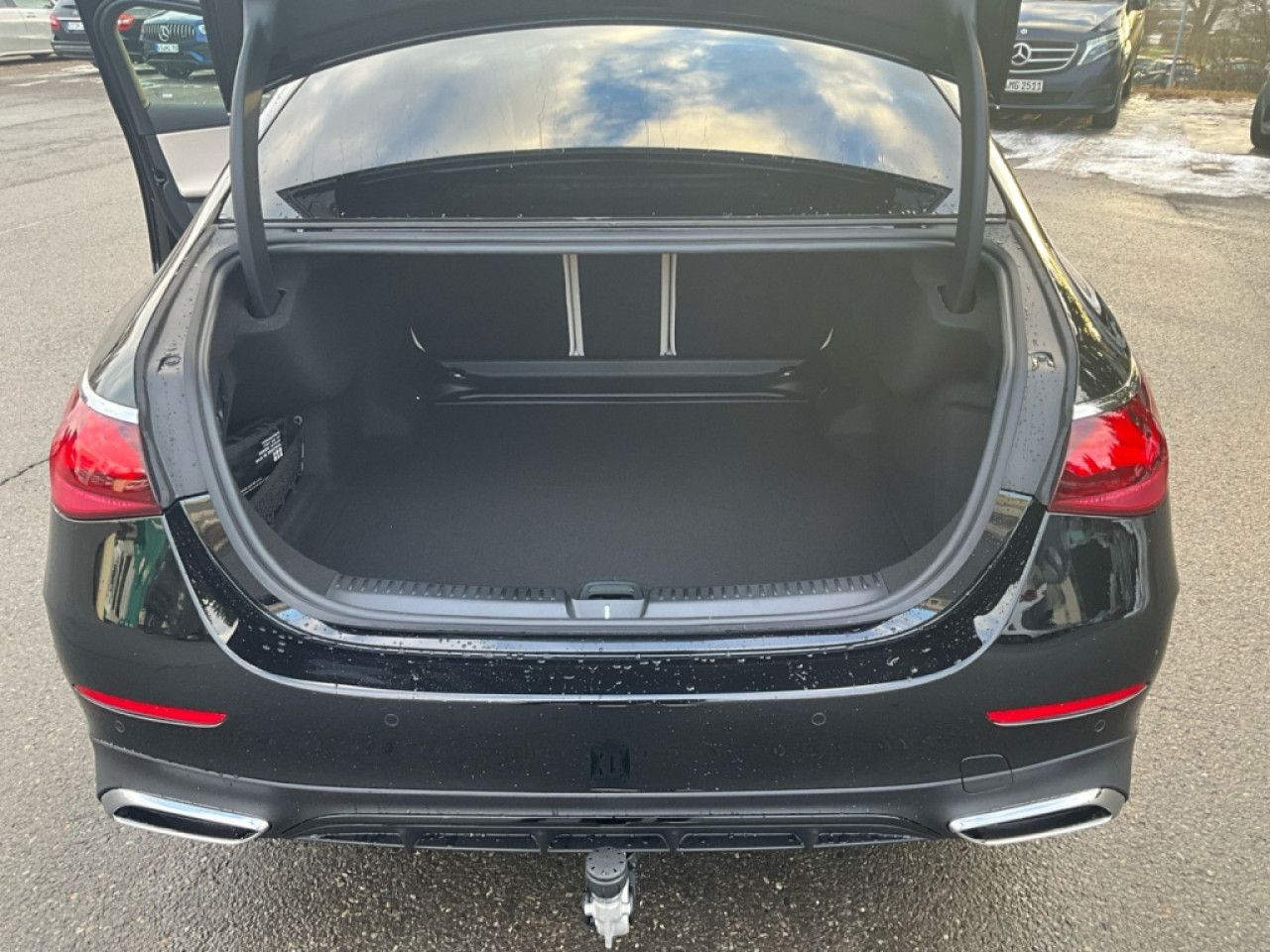 Mercedes-Benz E-Klasse – Bild 17