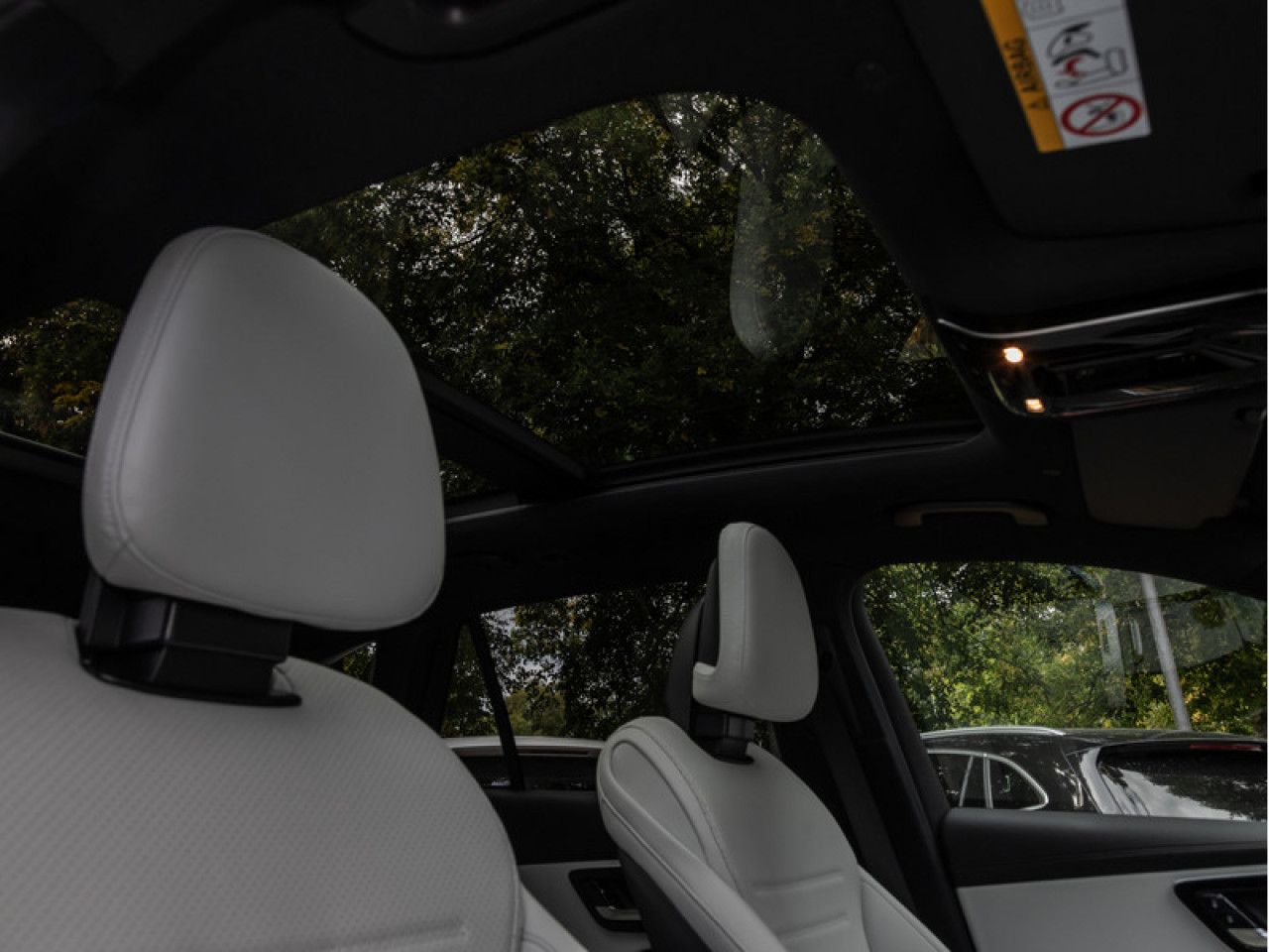 Mercedes-Benz GLC – Bild 10