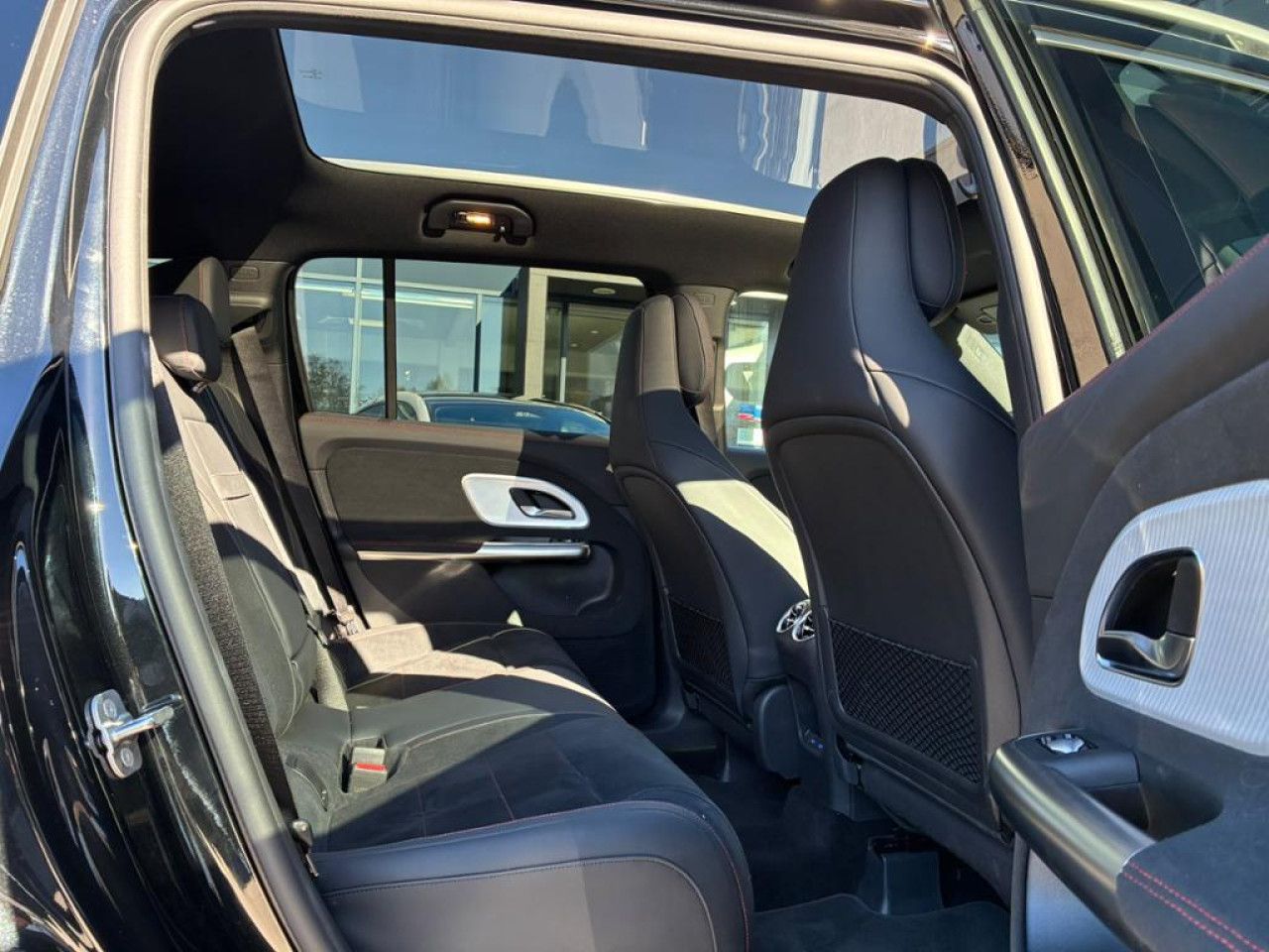 Mercedes-Benz GLB – Bild 4