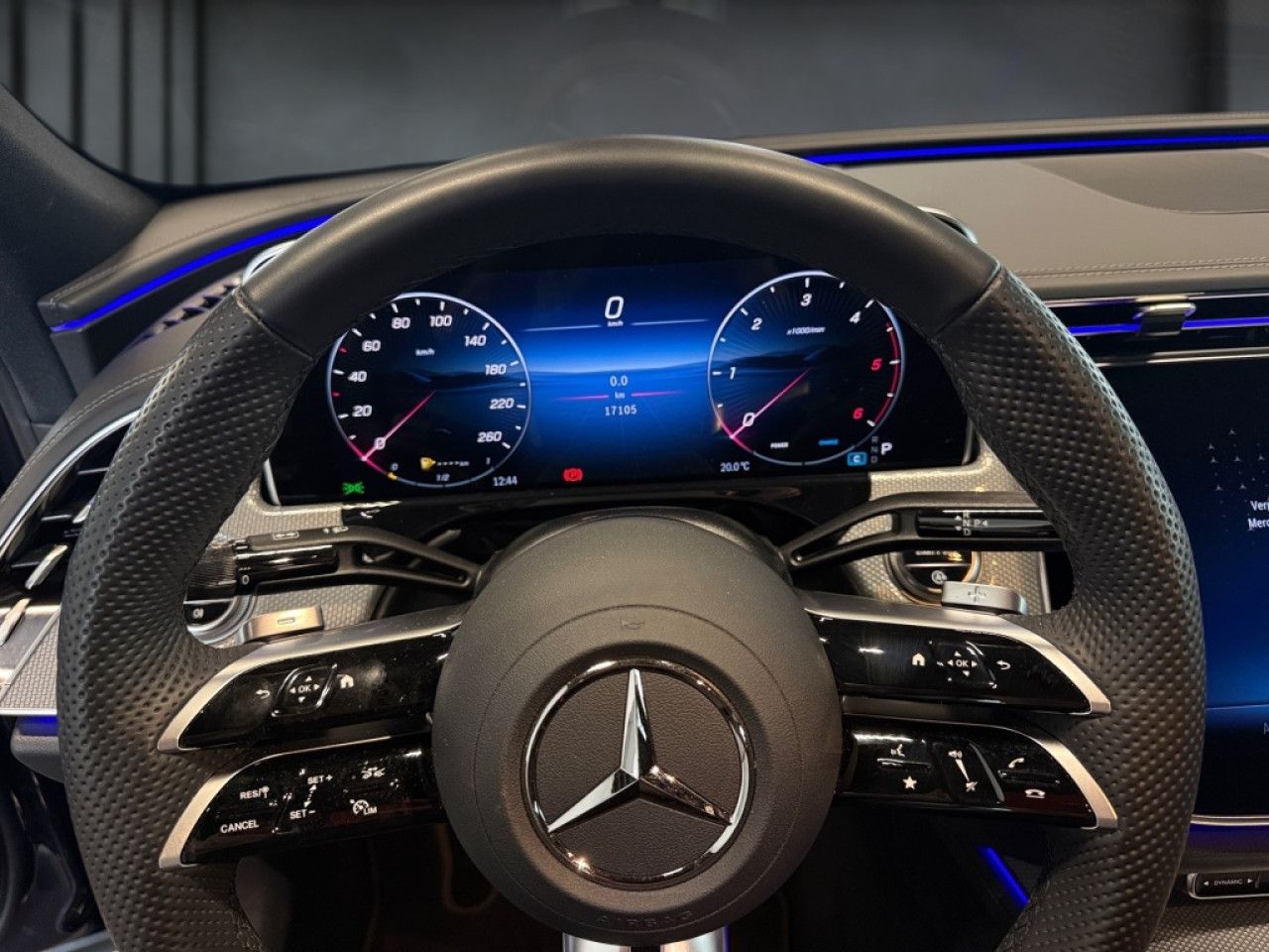 Mercedes-Benz E-Klasse – Bild 6
