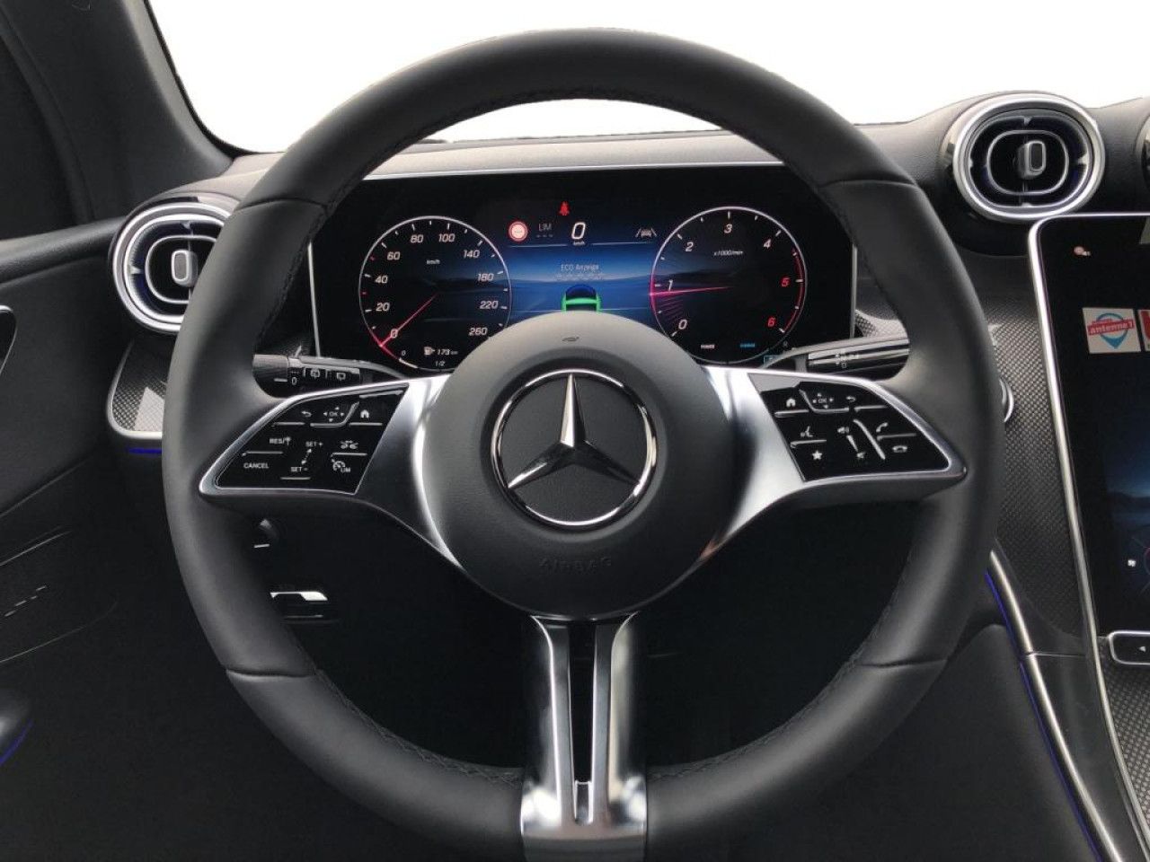 Mercedes-Benz GLC – Bild 10