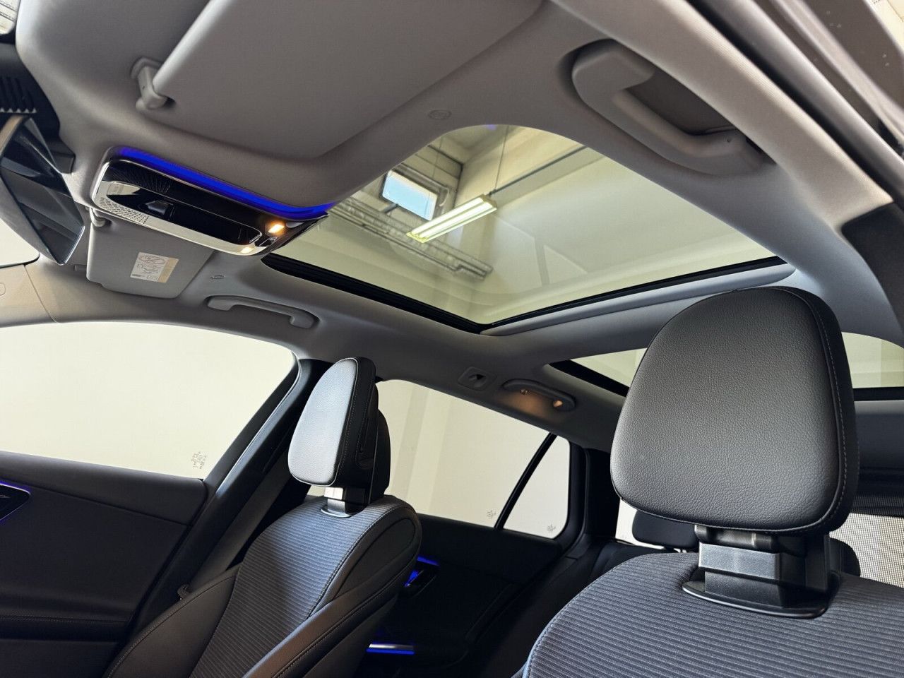 Mercedes-Benz C-Klasse – Bild 24