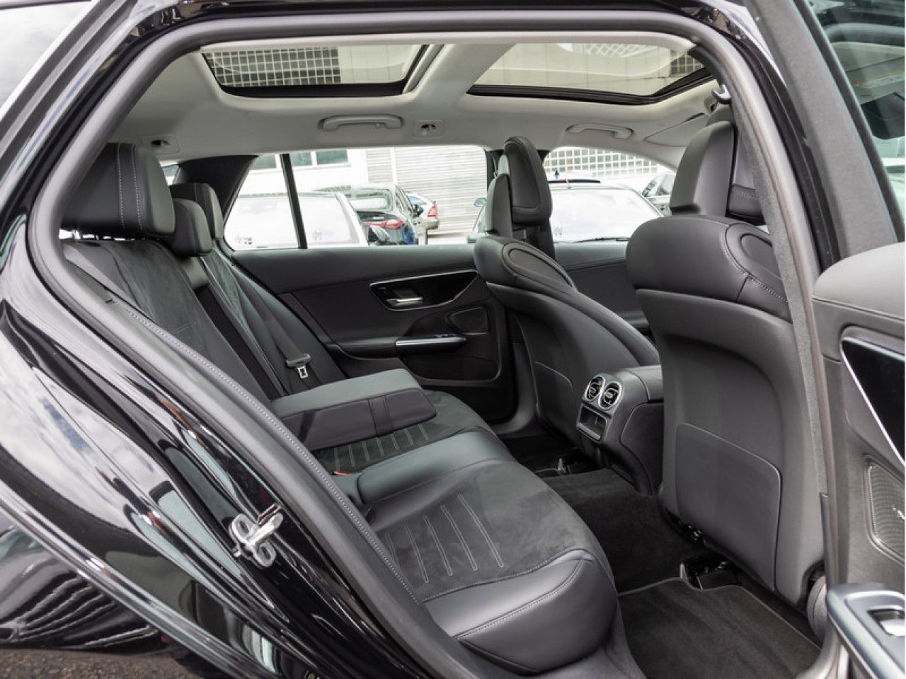 Mercedes-Benz C-Klasse – Bild 10