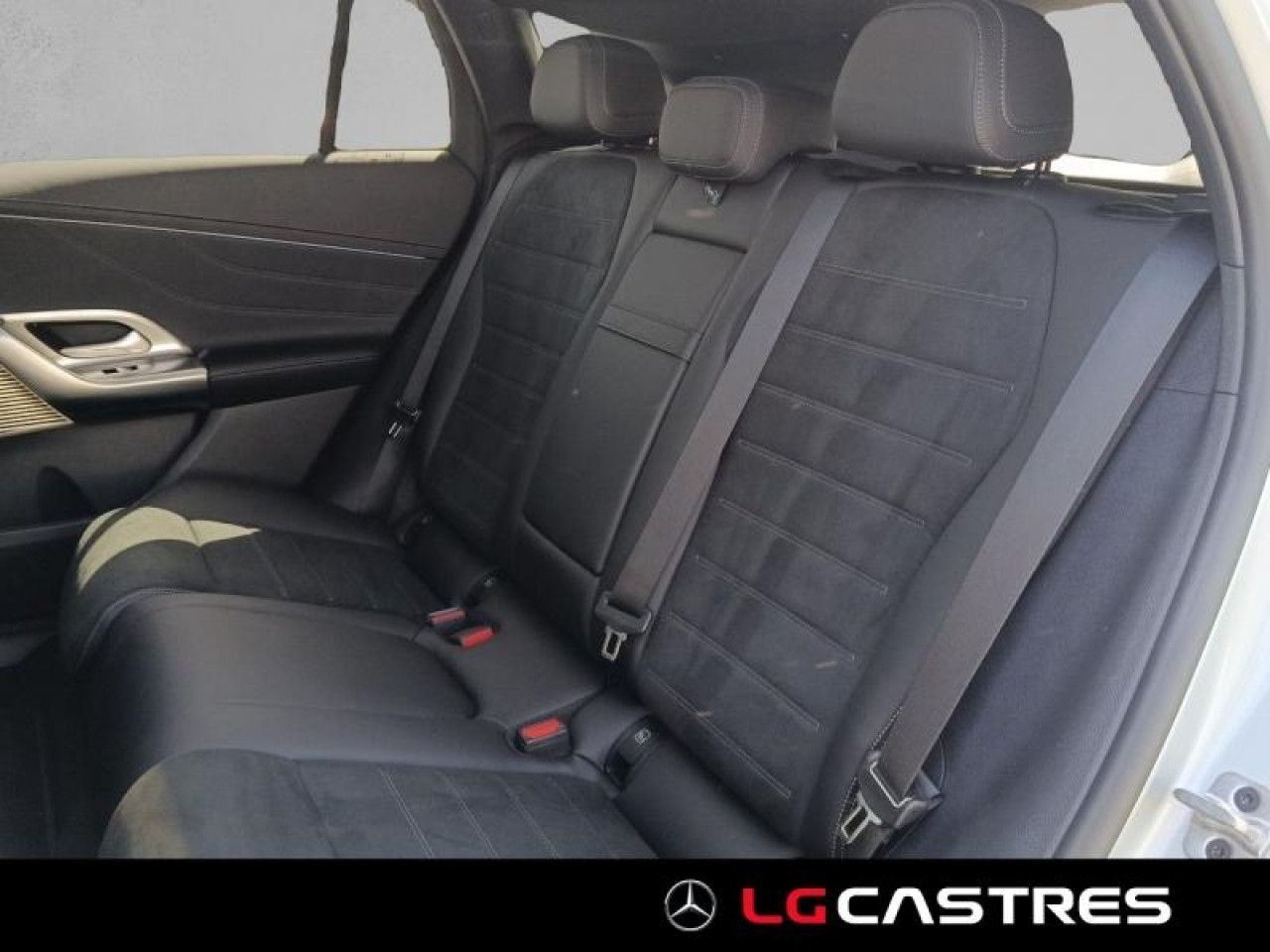 Photo du v&eacute;hicule 11 / 18