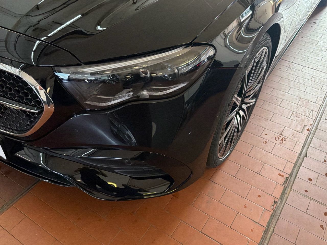 Mercedes-Benz E-Klasse – Bild 10