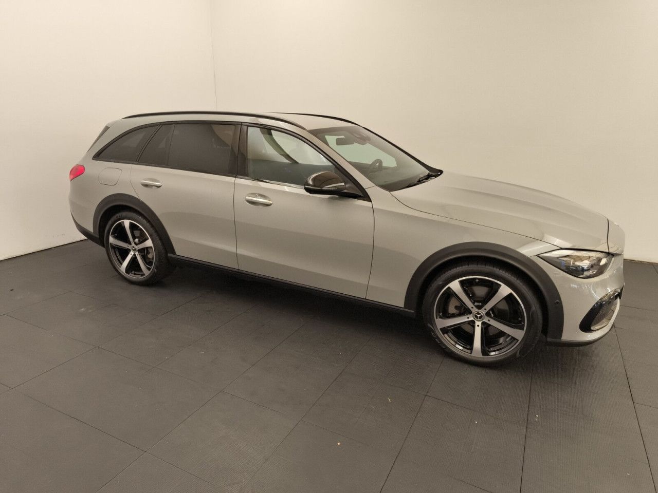 Mercedes-Benz C-Klasse – Bild 4