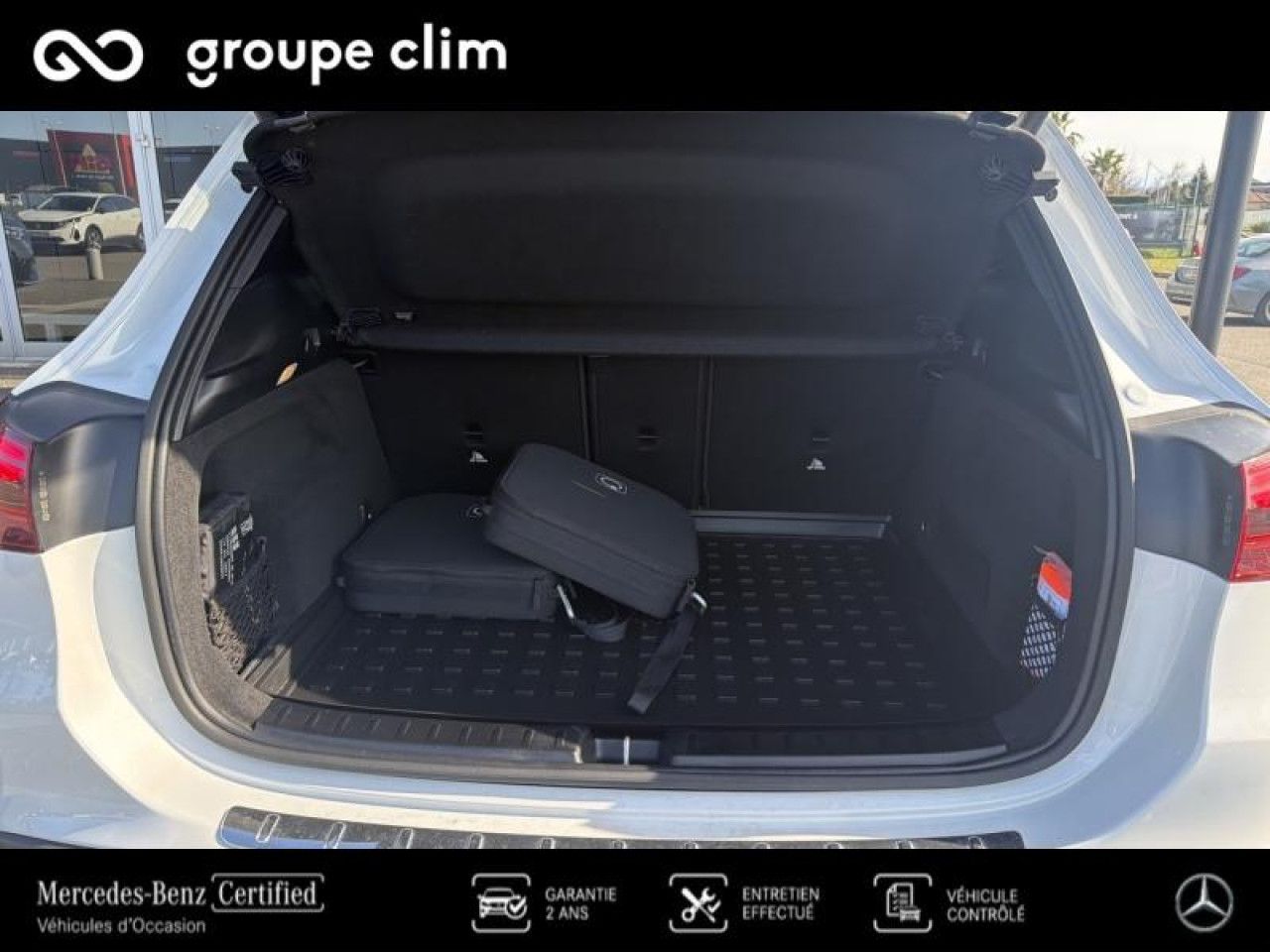 Photo du v&eacute;hicule 17 / 18