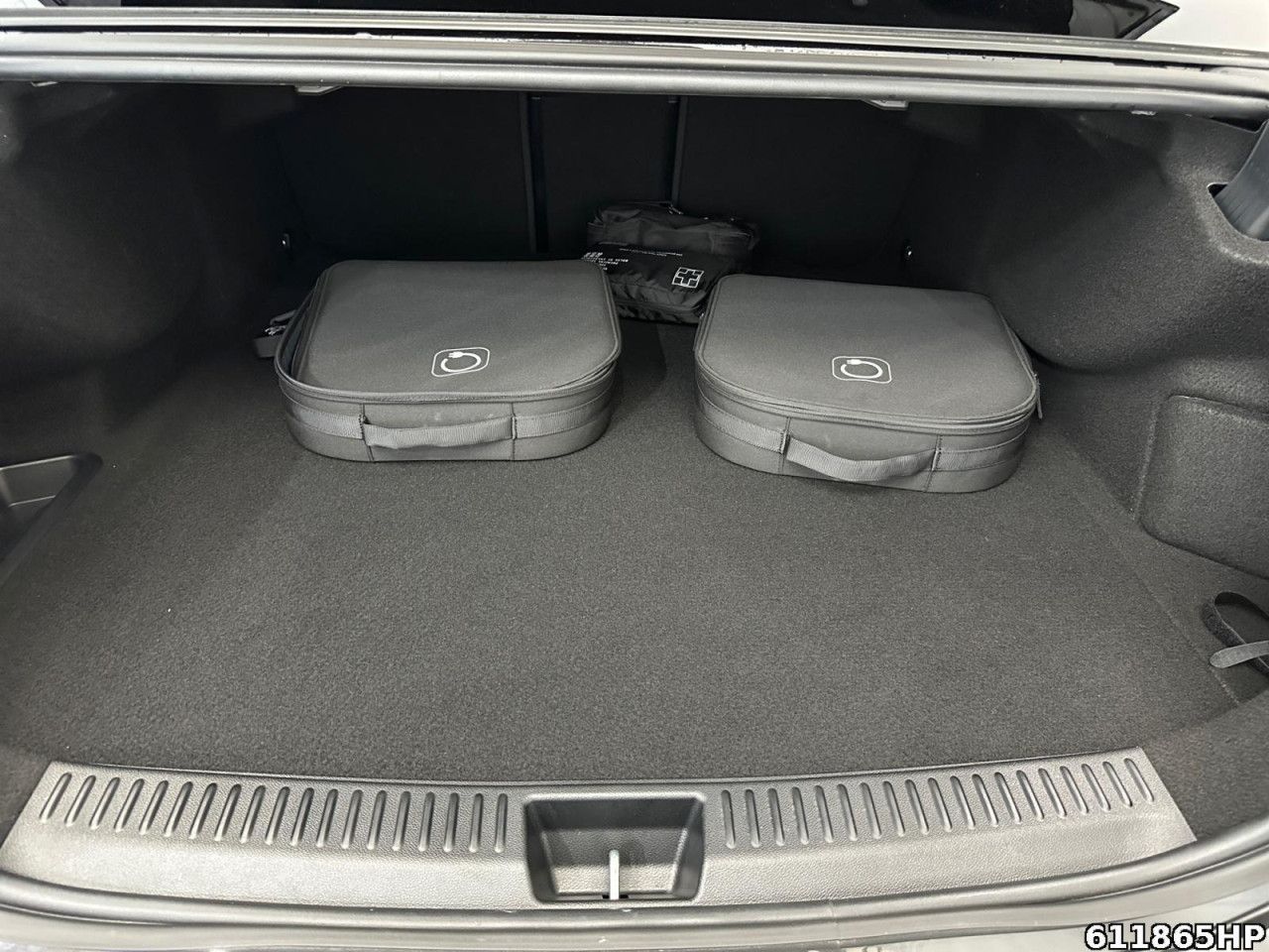 Mercedes-Benz E-Klasse – Bild 6