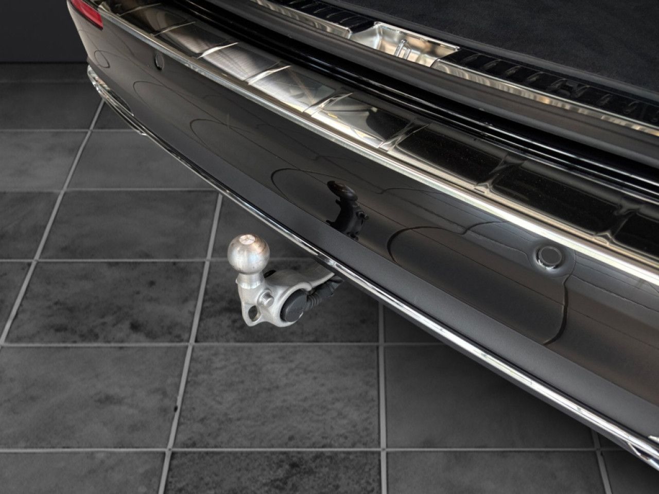 Mercedes-Benz E-Klasse – Bild 17