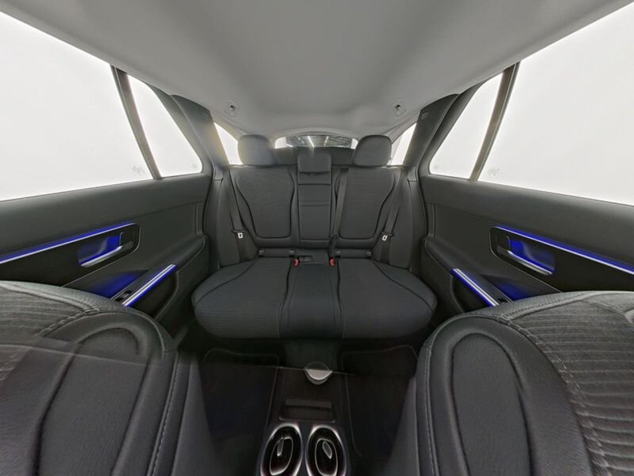Mercedes-Benz C-Klasse – Bild 9
