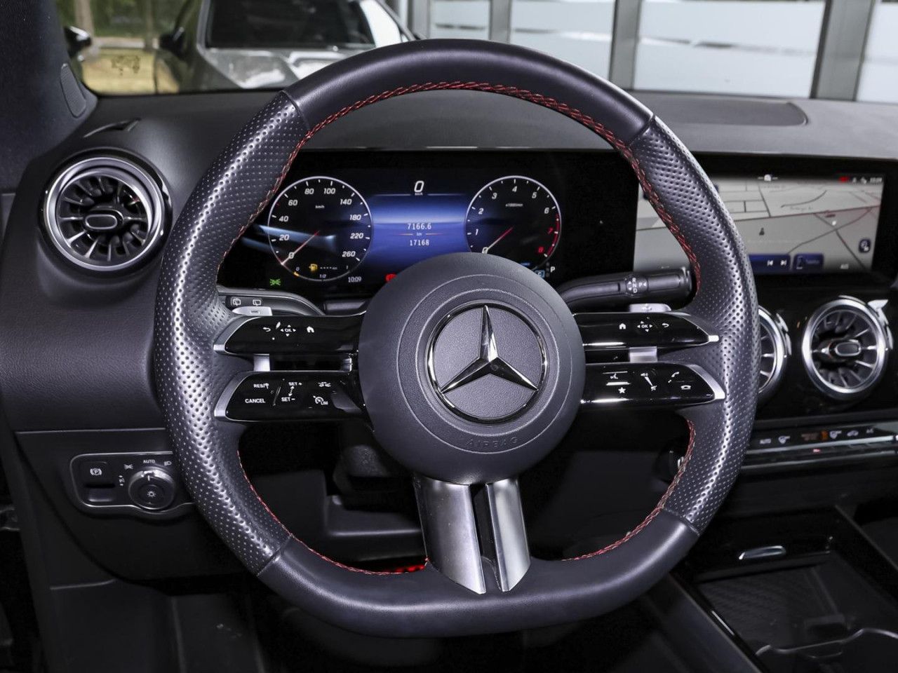 Mercedes-Benz GLA – Bild 10