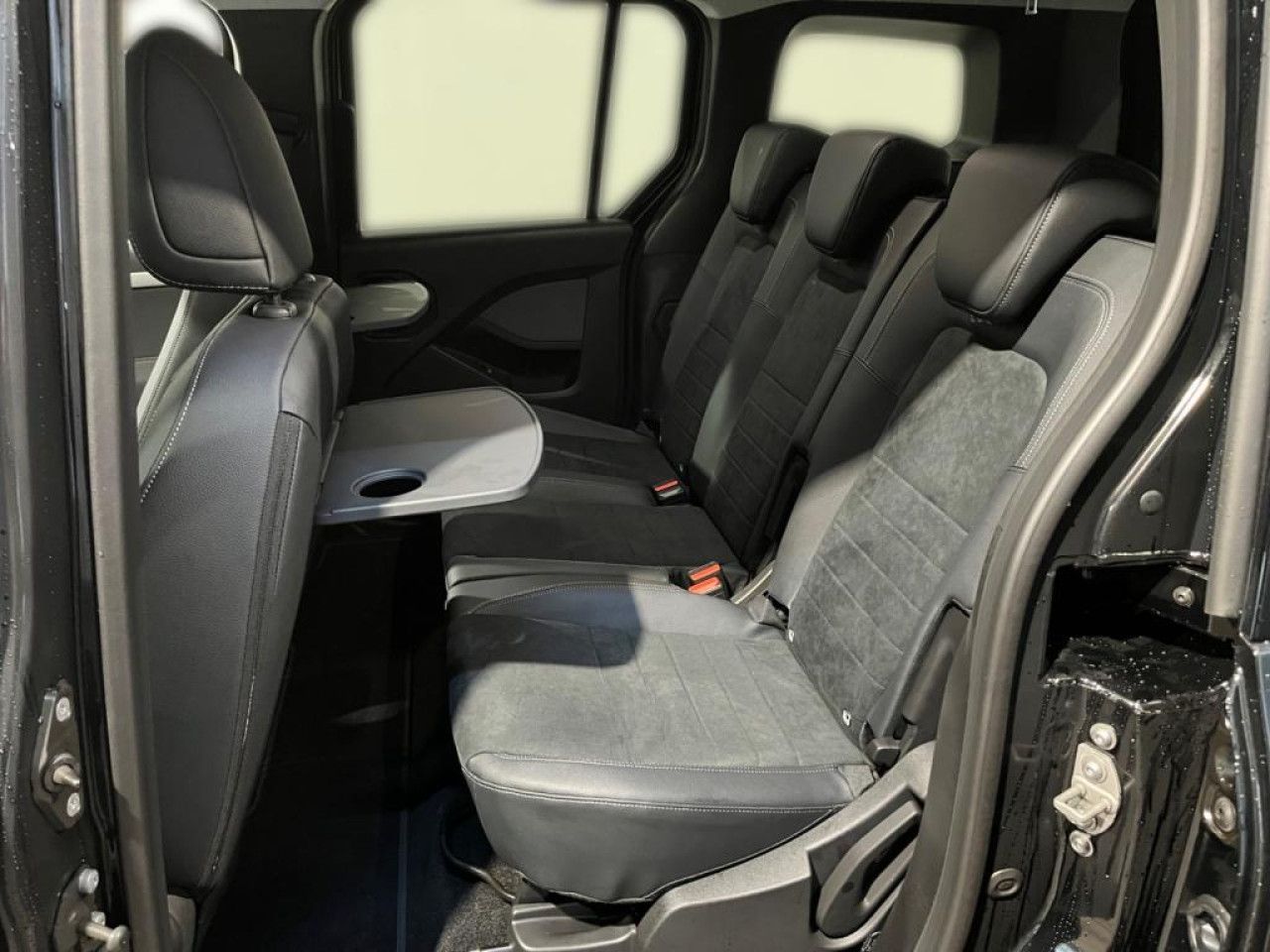 Fahrzeugbild 12 / 17