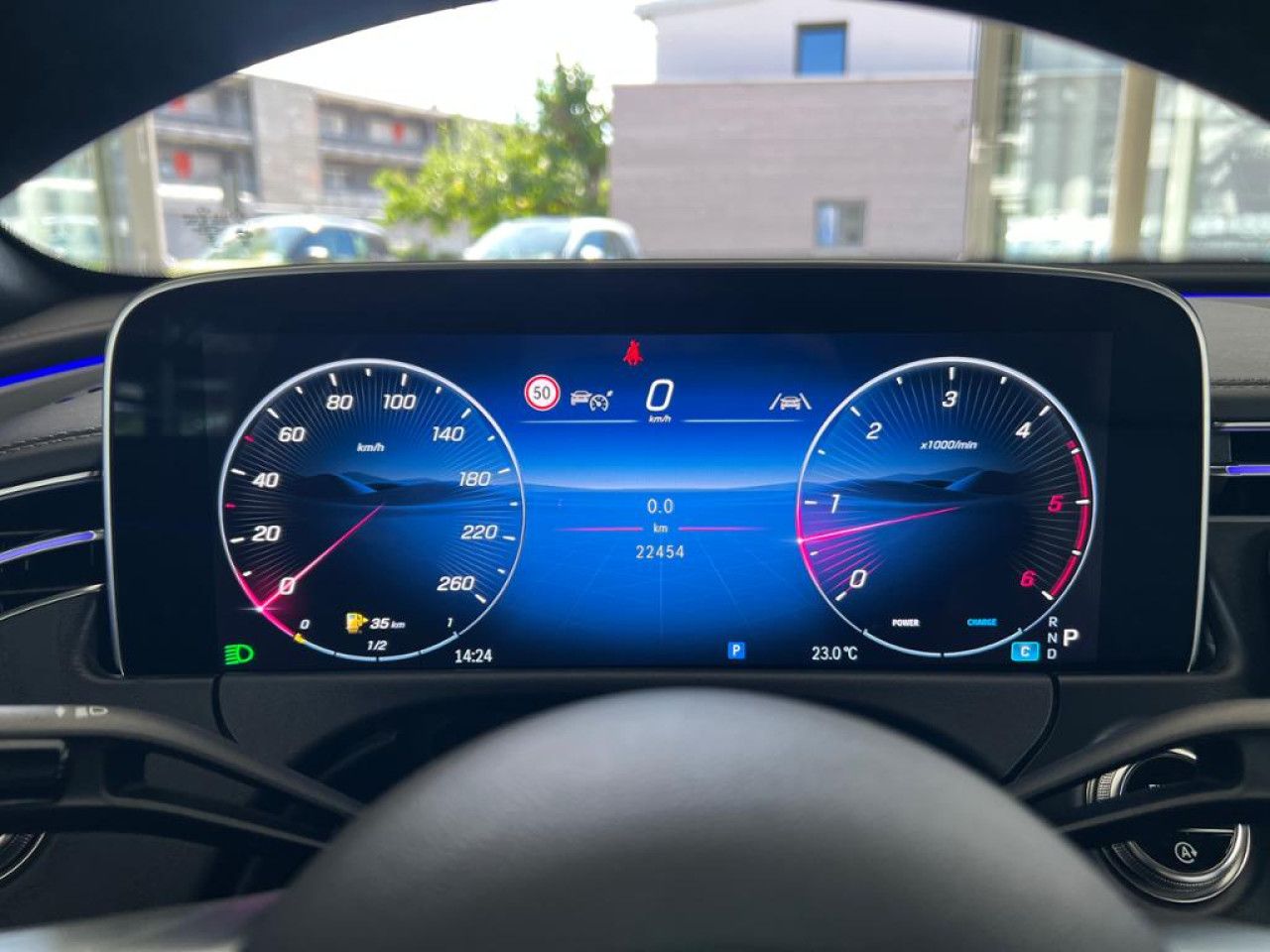 Mercedes-Benz E-Klasse – Bild 23