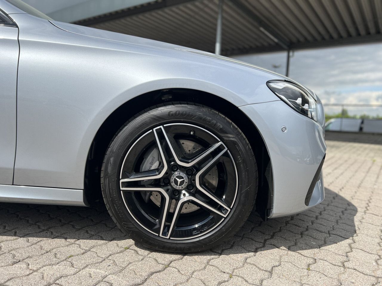 Mercedes-Benz E-Klasse – Bild 5