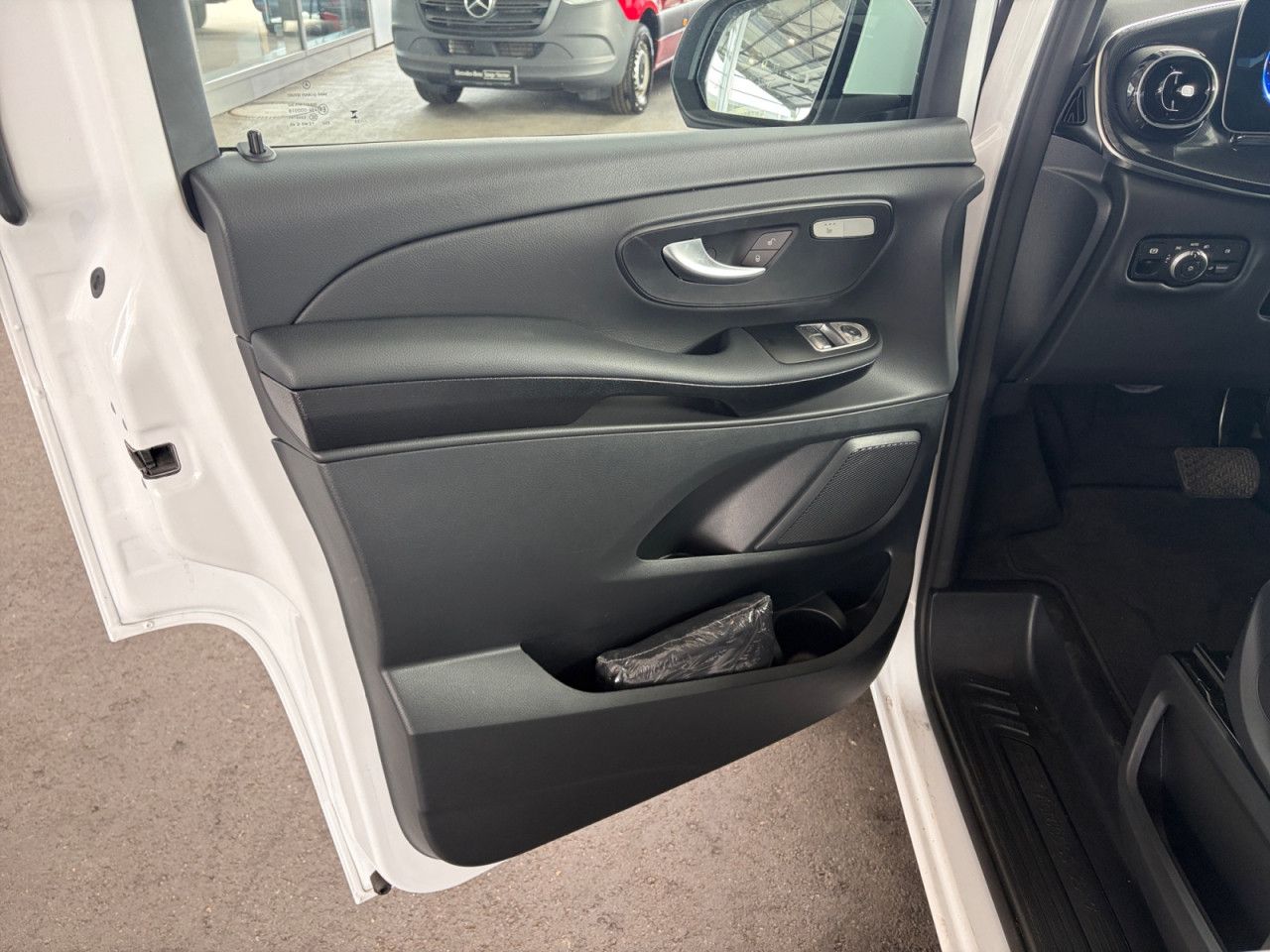 Mercedes-Benz EQV – Bild 7