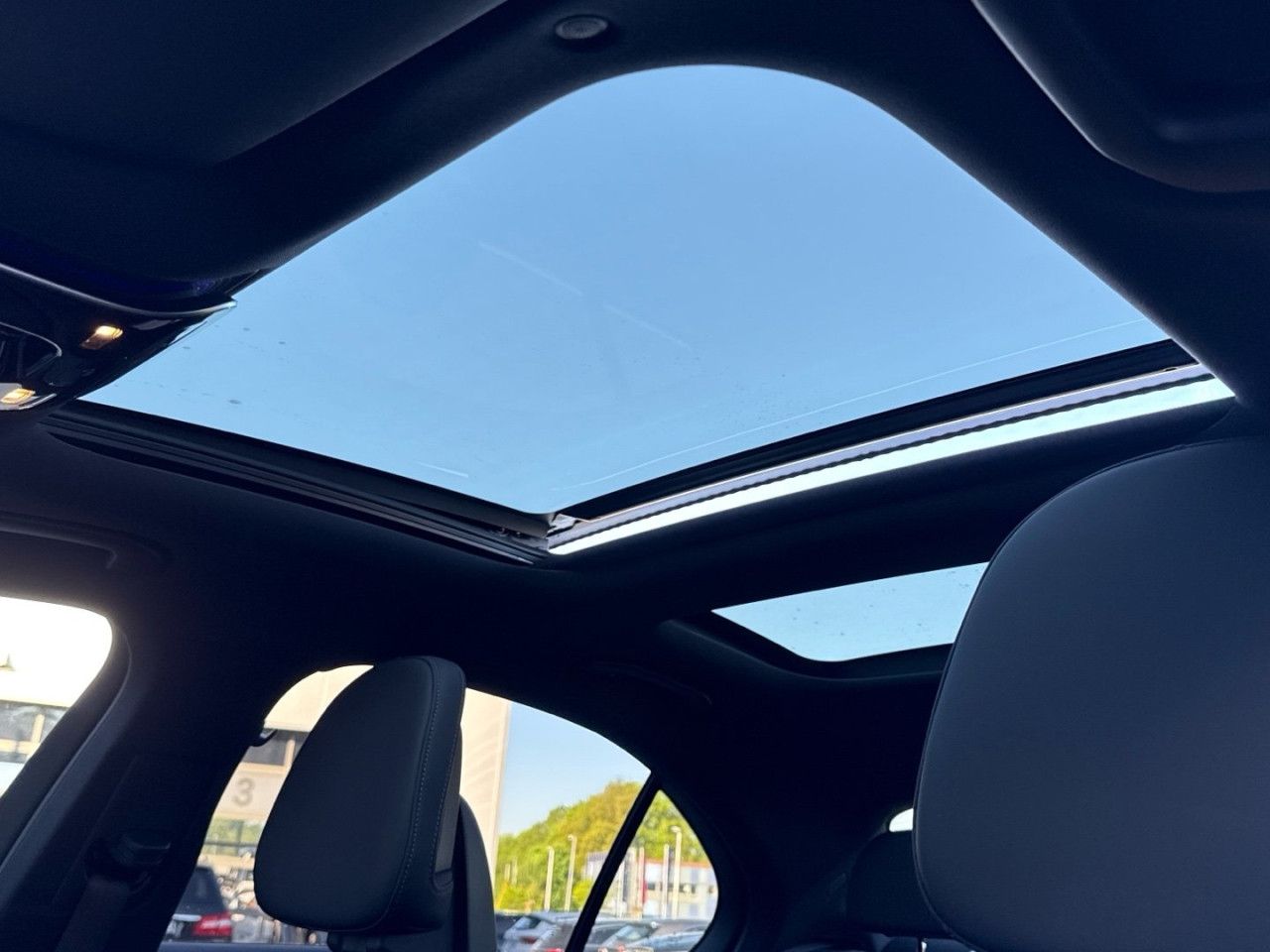 Mercedes-Benz C-Klasse – Bild 18