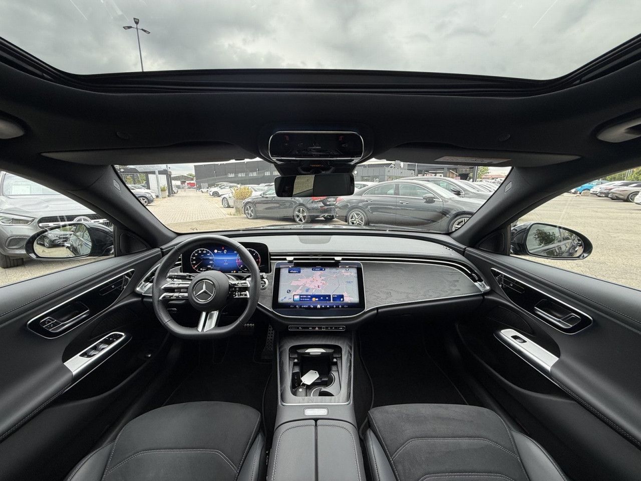 Mercedes-Benz E-Klasse – Bild 16