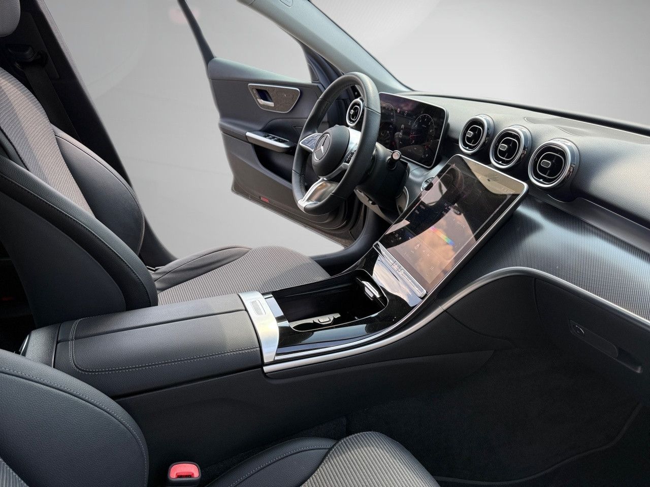 Mercedes-Benz C-Klasse – Bild 25