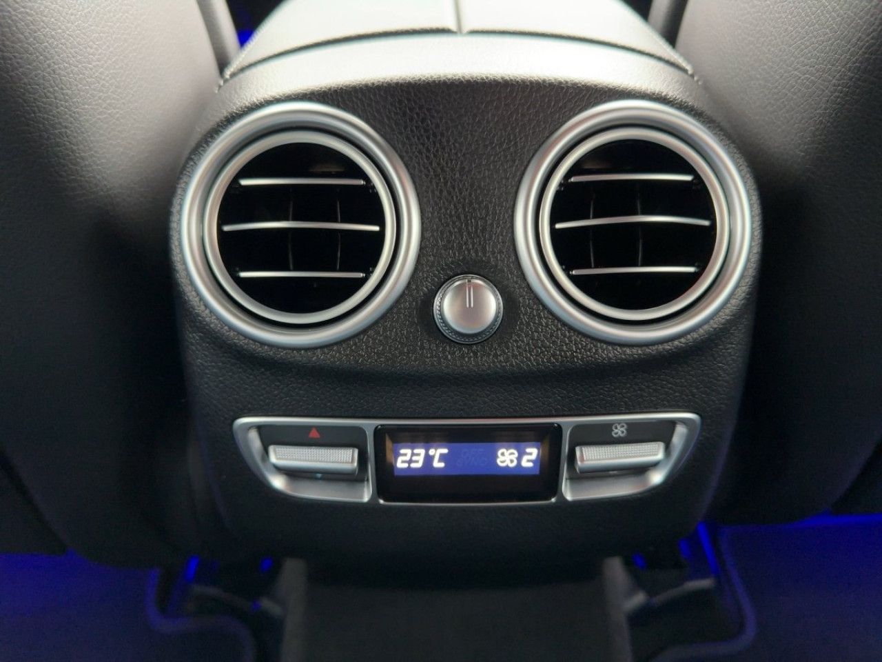 Fahrzeugbild 16 / 19