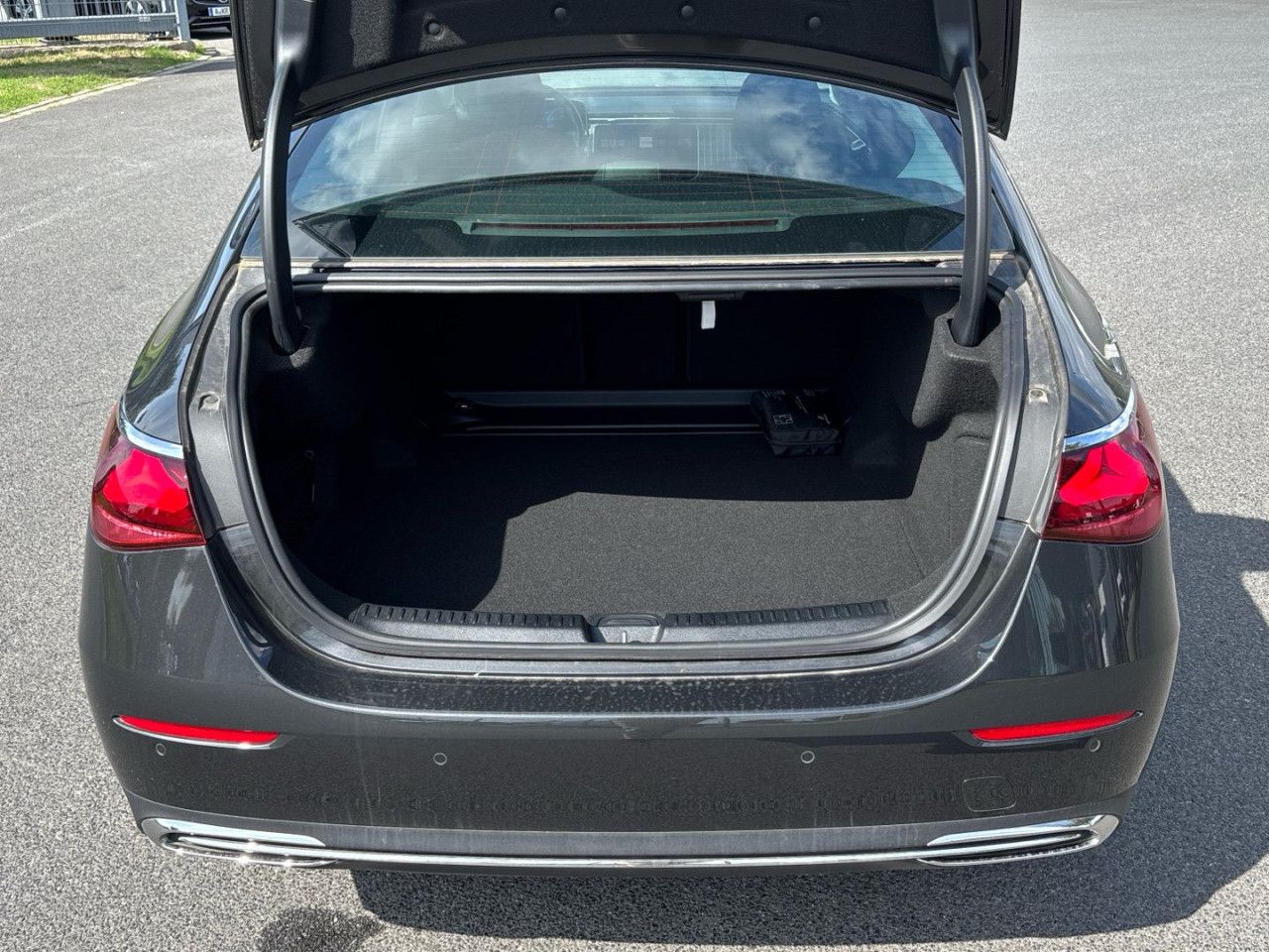 Mercedes-Benz E-Klasse – Bild 17