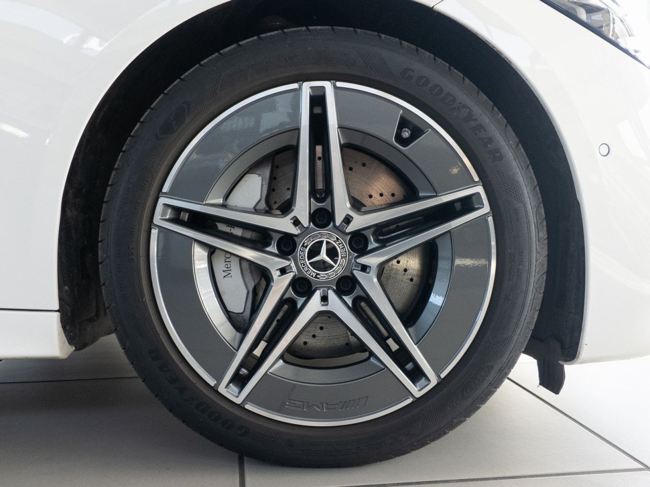 Mercedes-Benz C-Klasse – Bild 8
