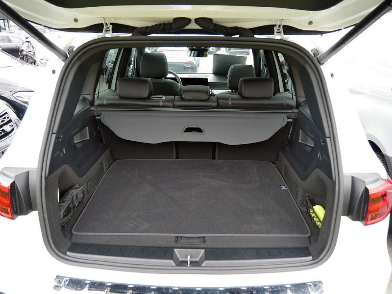 Mercedes-Benz GLB – Bild 10