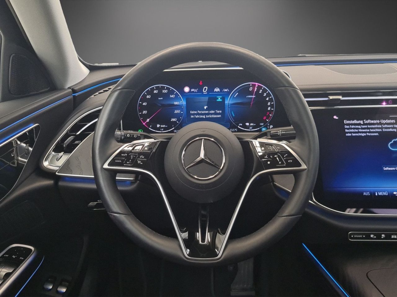 Mercedes-Benz E-Klasse – Bild 16