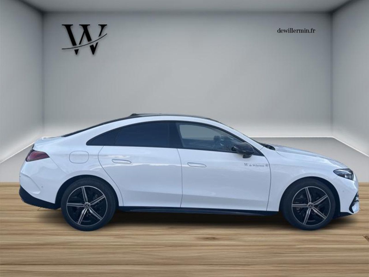 Photo du v&eacute;hicule 3 / 18