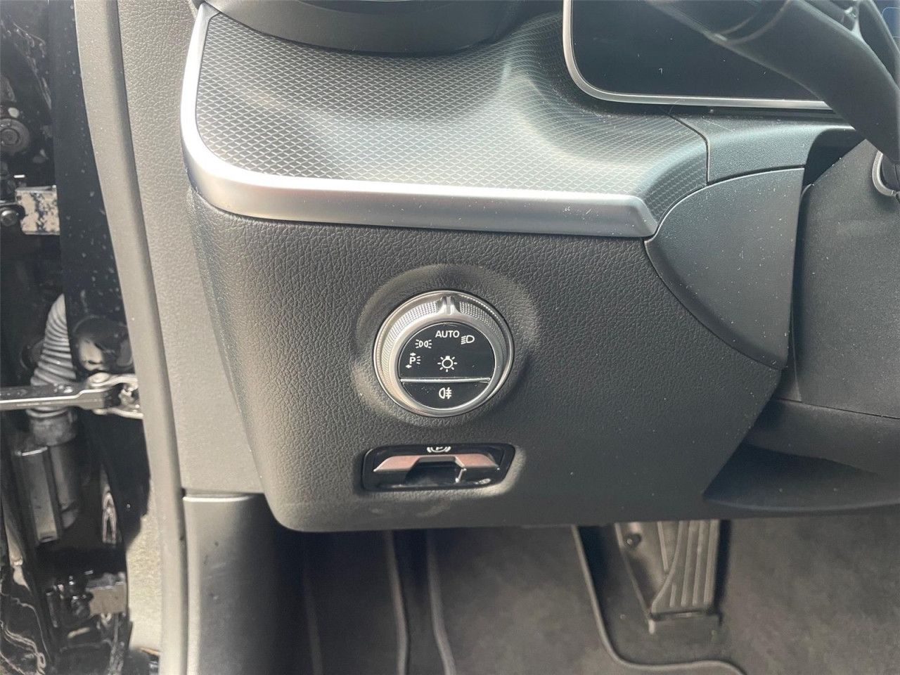 Fahrzeugbild 14 / 26