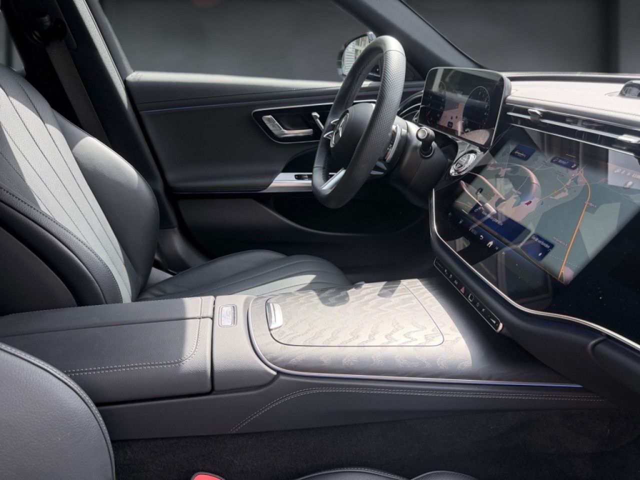 Mercedes-Benz E-Klasse – Bild 16