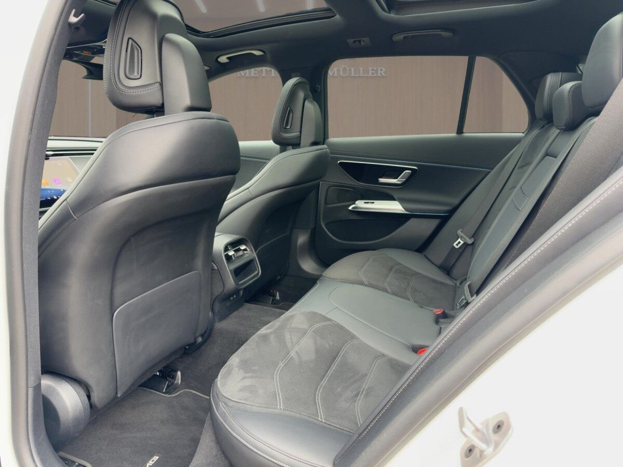 Mercedes-Benz E-Klasse – Bild 7