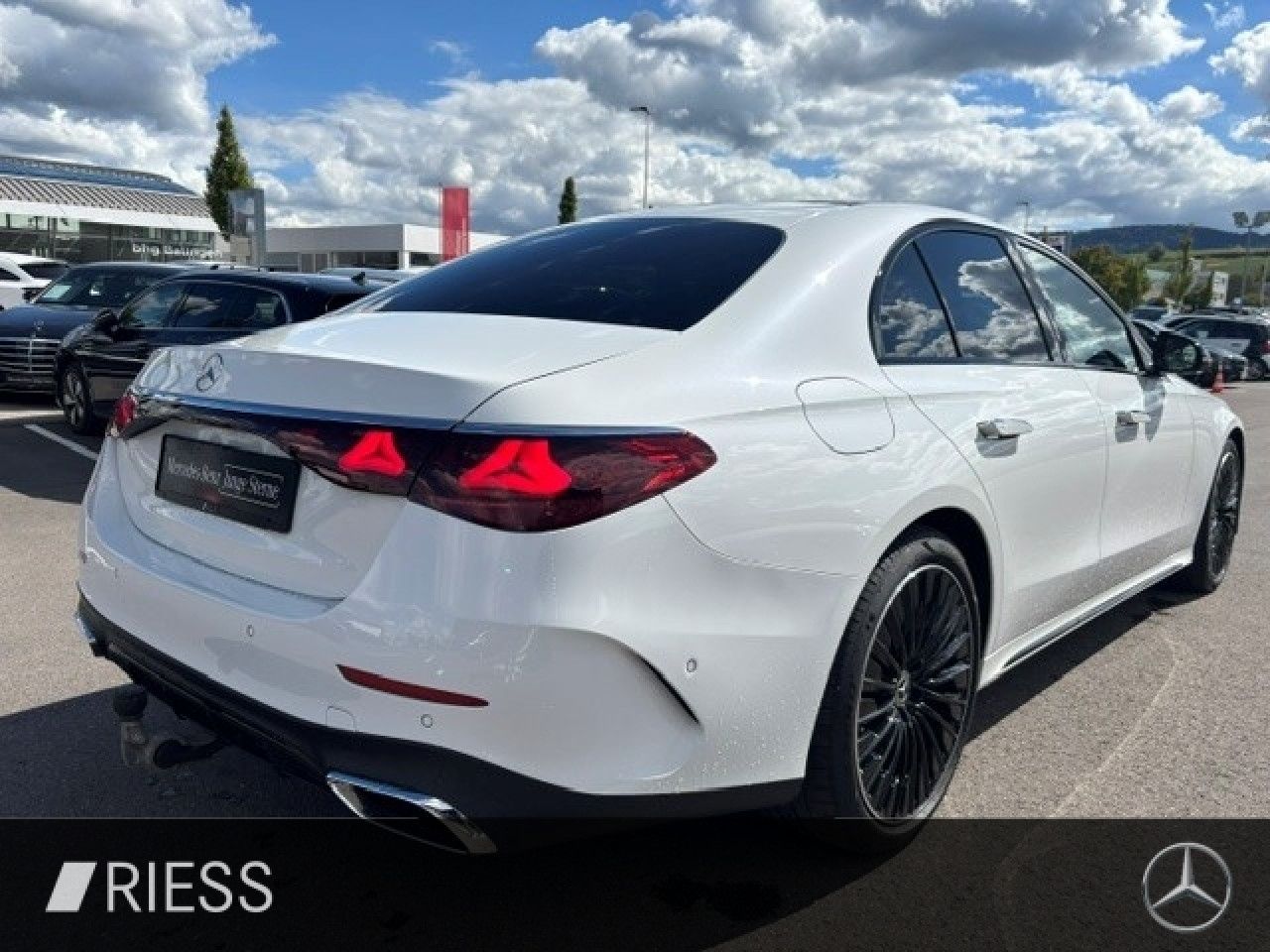 Mercedes-Benz E-Klasse – Bild 6
