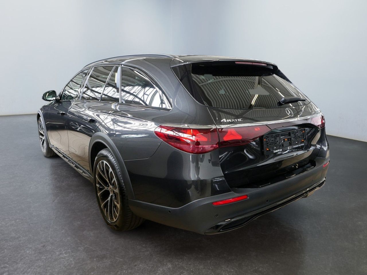 Mercedes-Benz E-Klasse – Bild 4