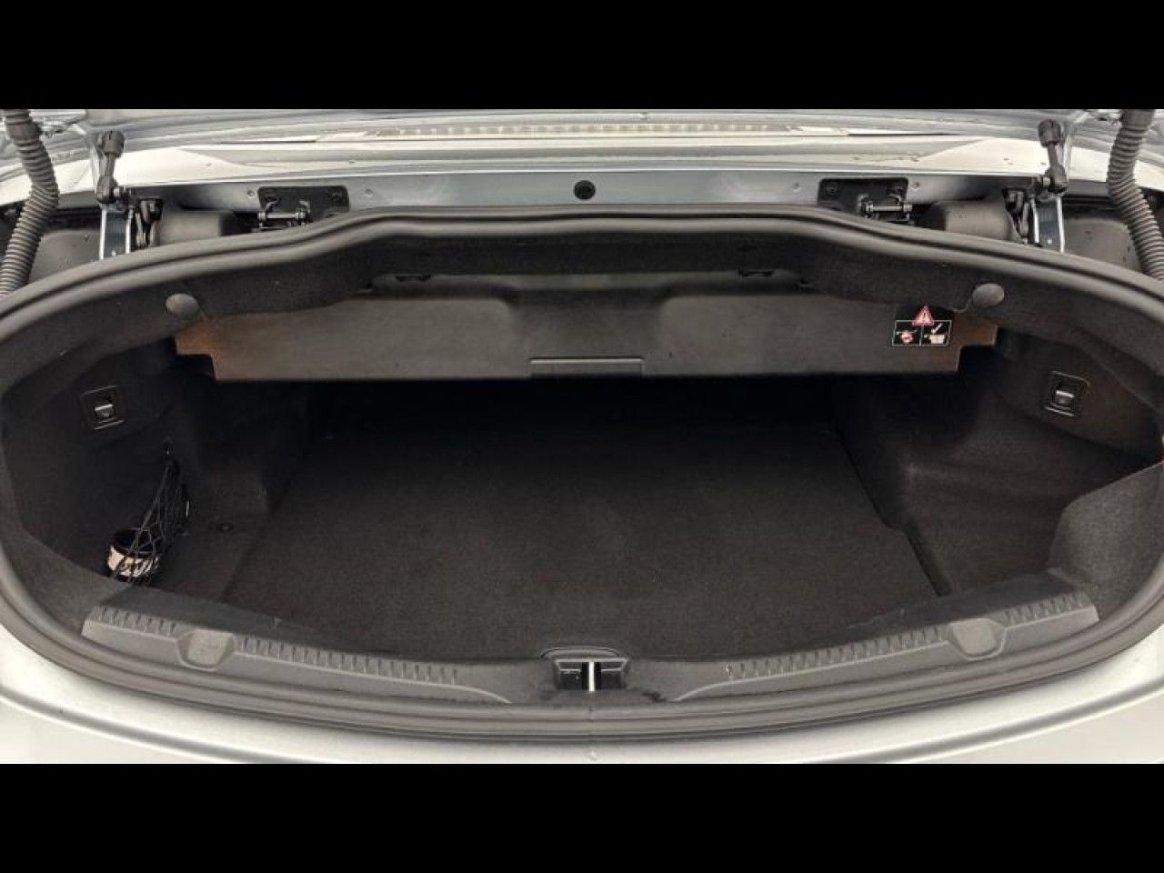 Photo du véhicule 14 / 16