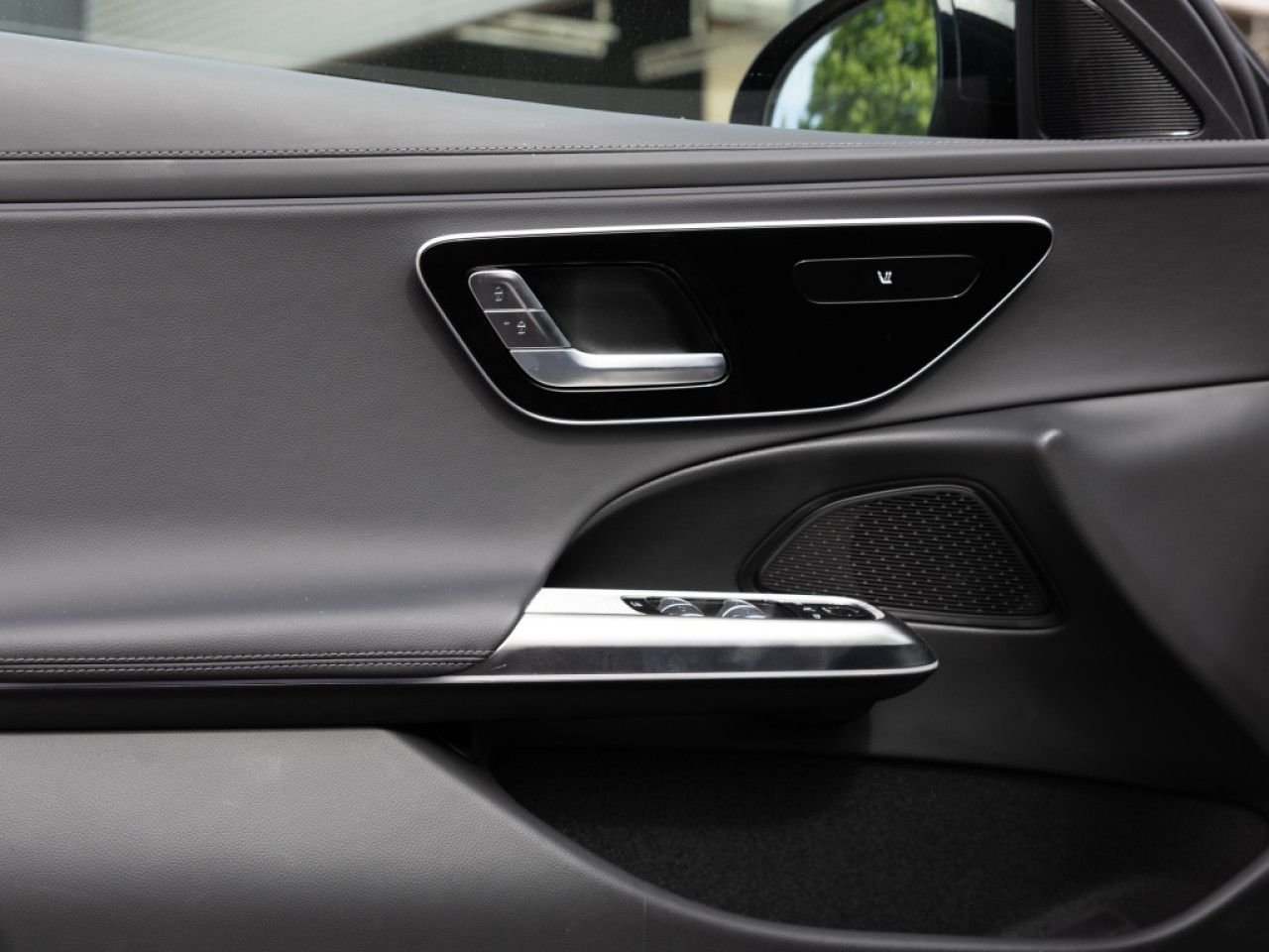 Mercedes-Benz E-Klasse – Bild 16