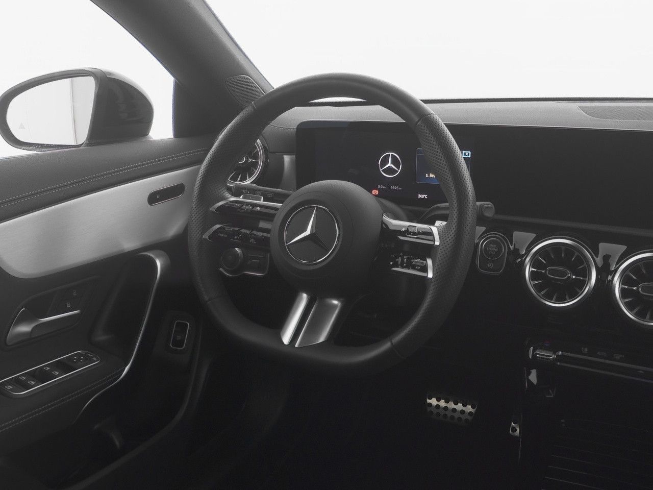 Mercedes-Benz CLA – Bild 4